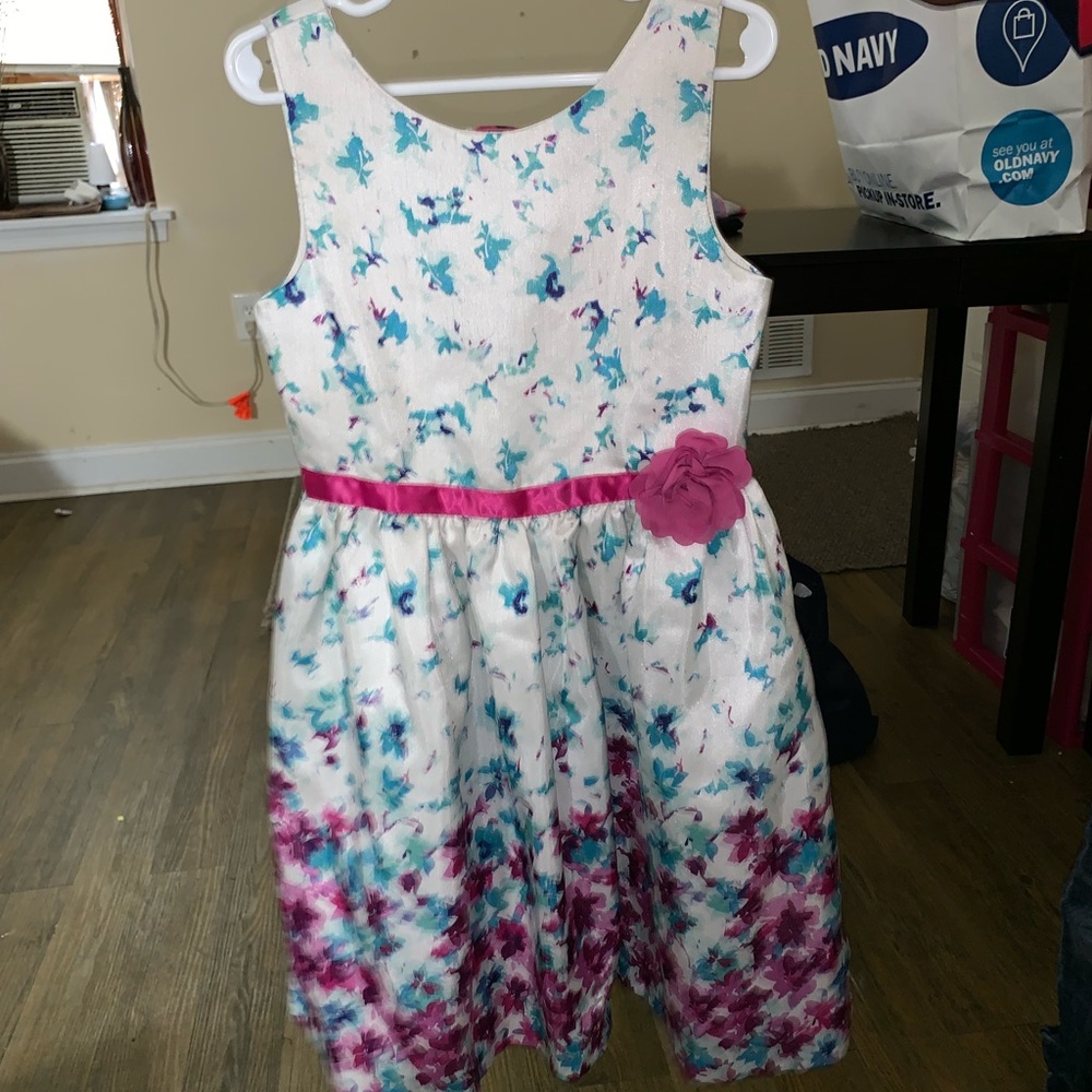 Gymbo size 6 dress